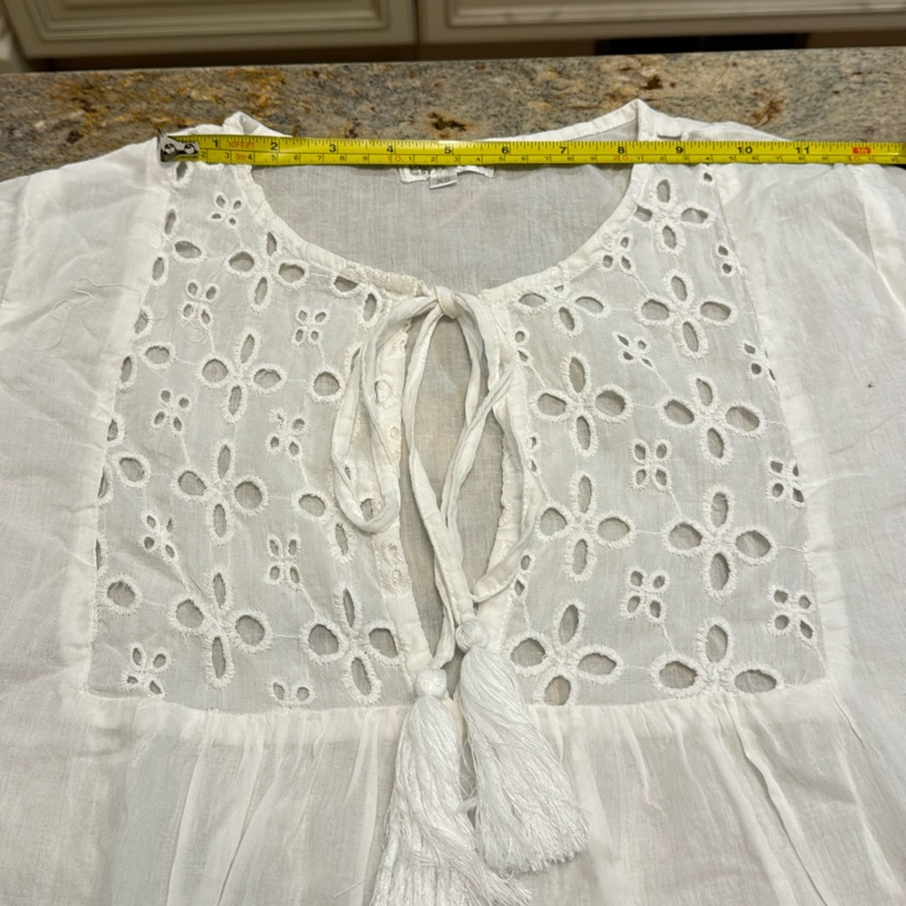Debbie Katz South Beach lace front beach cover up. Bell sleeves.